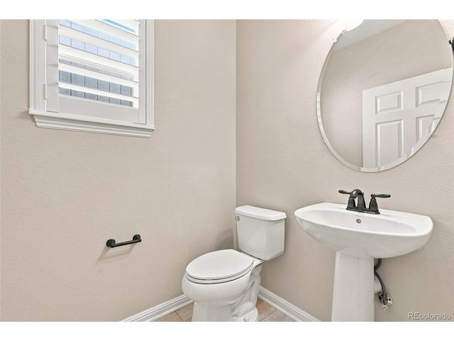 12242 Meadowlark Ln, Broomfield, CO 80021