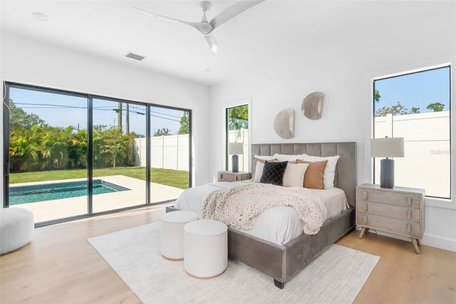 2232 GROVE STREET, Sarasota, FL 34239