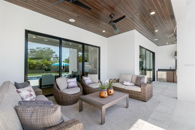 2232 GROVE STREET, Sarasota, FL 34239