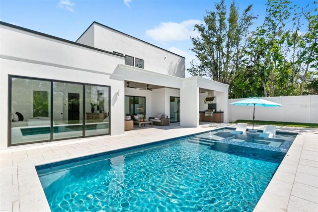 2232 GROVE STREET, Sarasota, FL 34239