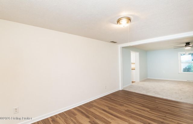 3936 Aiken Rd, Simpsonville, KY 40067