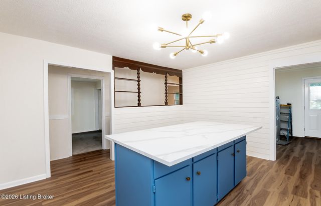 3936 Aiken Rd, Simpsonville, KY 40067