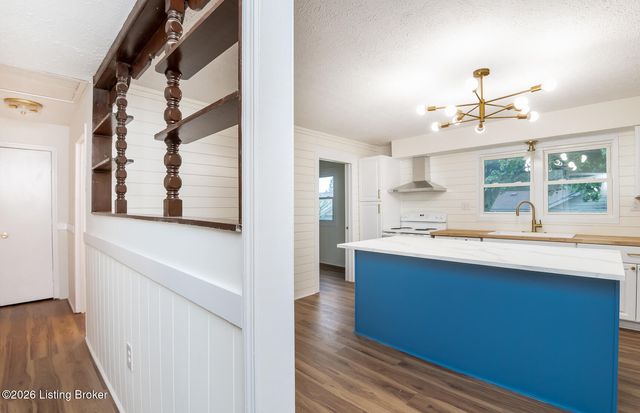 3936 Aiken Rd, Simpsonville, KY 40067