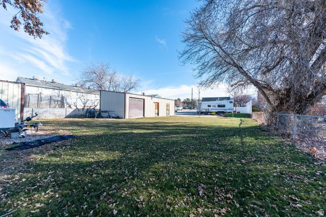 876 S 1000 E, Clearfield, UT 84015