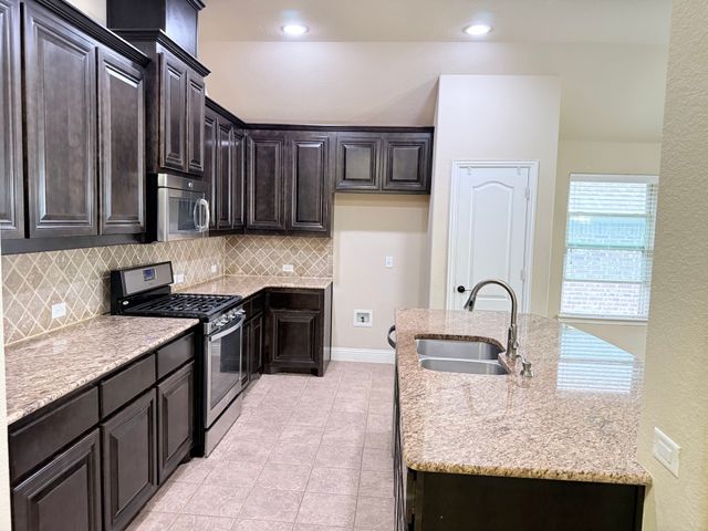 1114 Haskell Drive, Melissa, TX 75454