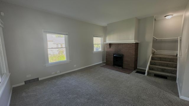 453 Addison Street, Elgin, IL 60120