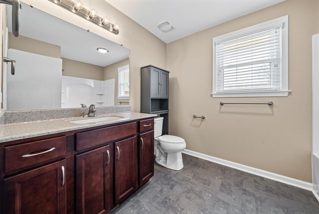 1718 Seven Mile Ferry Rd, Clarksville, TN 37040