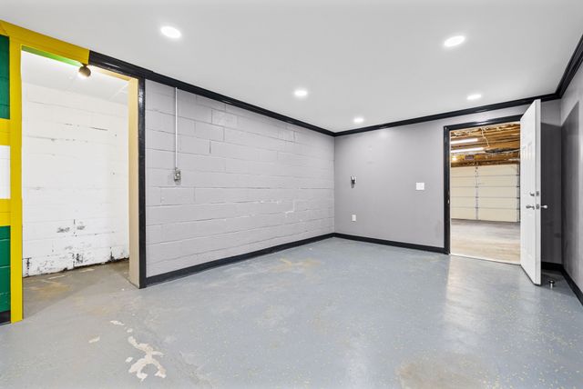 1718 Seven Mile Ferry Rd, Clarksville, TN 37040