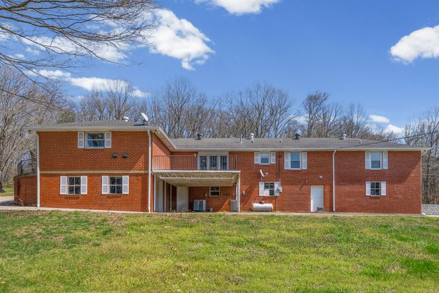 1718 Seven Mile Ferry Rd, Clarksville, TN 37040