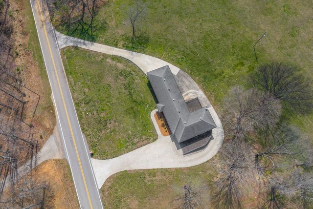 1718 Seven Mile Ferry Rd, Clarksville, TN 37040