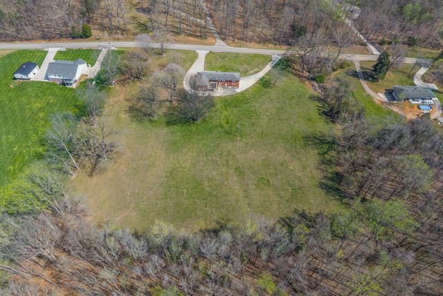 1718 Seven Mile Ferry Rd, Clarksville, TN 37040