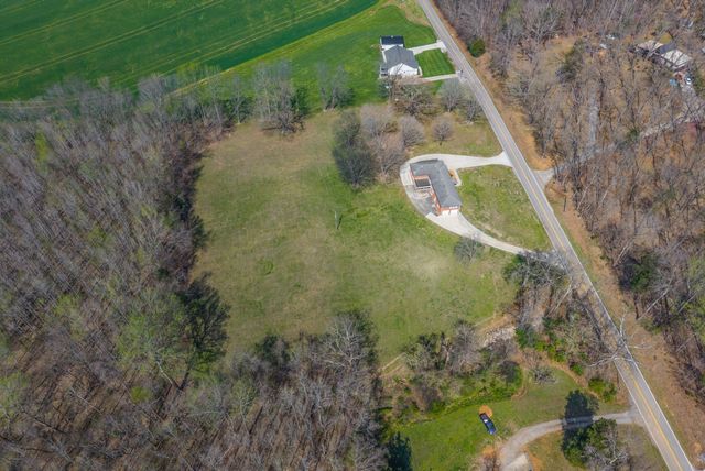 1718 Seven Mile Ferry Rd, Clarksville, TN 37040