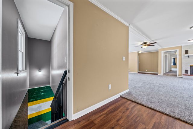 1718 Seven Mile Ferry Rd, Clarksville, TN 37040