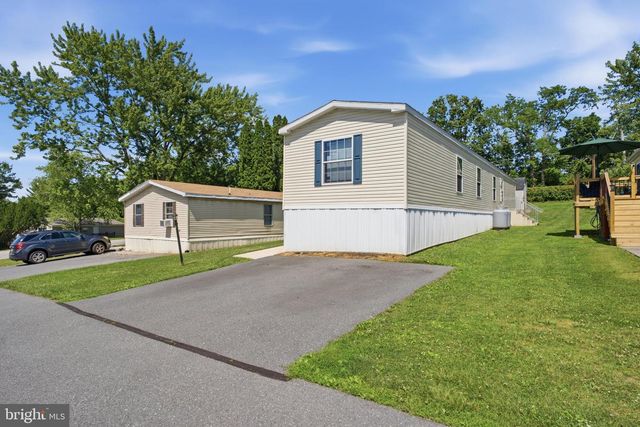 2 WALMAR MNR, Dillsburg, PA 17019