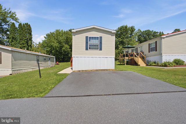 2 WALMAR MNR, Dillsburg, PA 17019