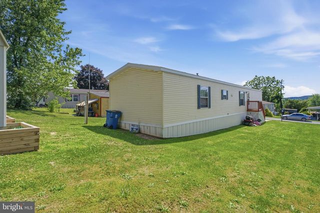 2 WALMAR MNR, Dillsburg, PA 17019