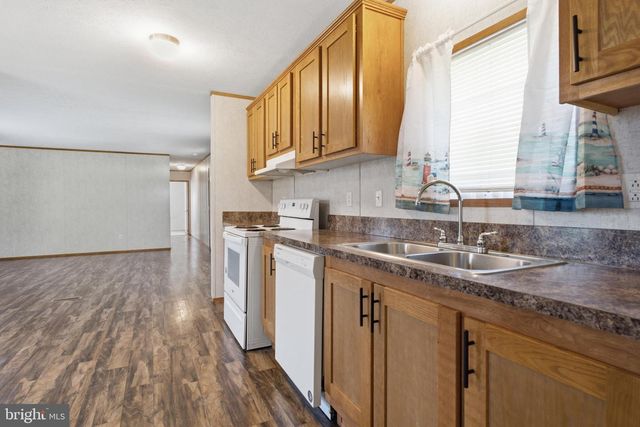 2 WALMAR MNR, Dillsburg, PA 17019