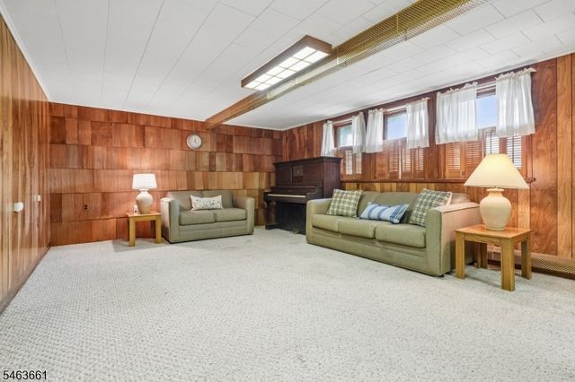 45 Highland Ave, Madison Boro, NJ 07940