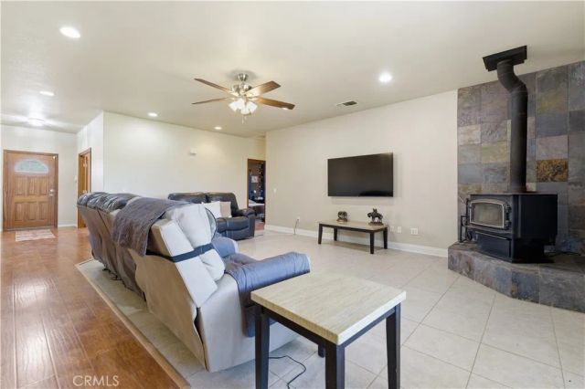 8224 W Avenue D4, Lancaster, CA 93536