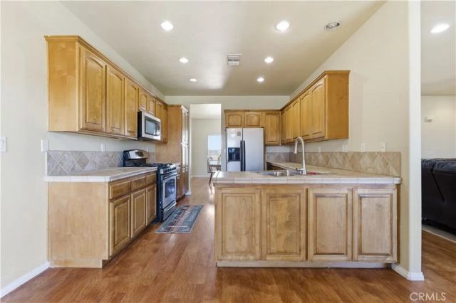 8224 W Avenue D4, Lancaster, CA 93536