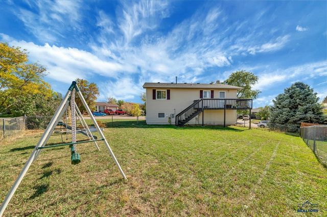 3224 JOHNSTON LN, Rapid City, SD 57703