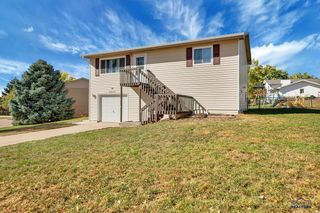 3224 JOHNSTON LN, Rapid City, SD 57703