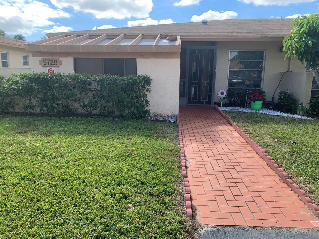 5728 Phoenix Palm Court A, Delray Beach, FL 33484