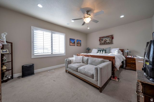 10804 S HIDDENWOOD DR, Sandy, UT 84092