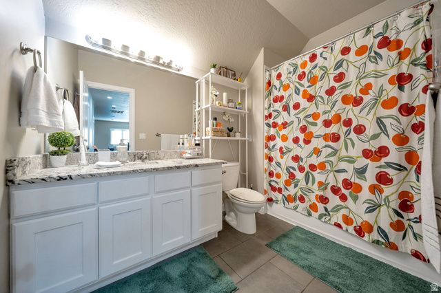 10804 S HIDDENWOOD DR, Sandy, UT 84092