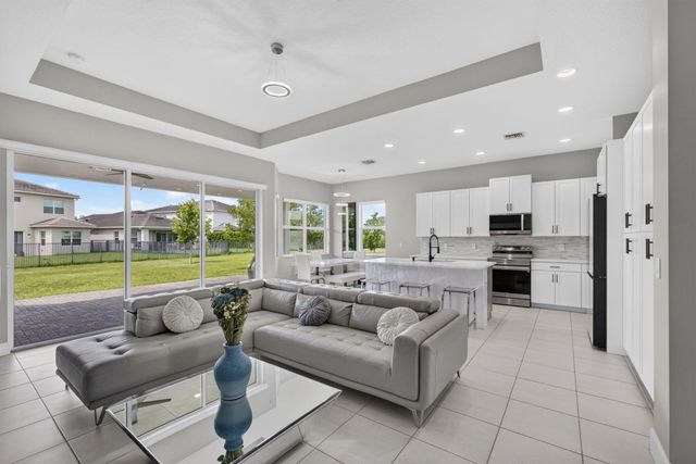 16293 Melogold Drive, The Acreage, FL 33470