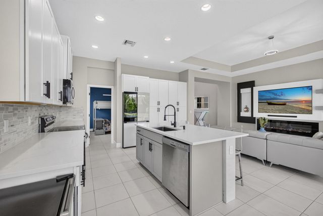 16293 Melogold Drive, The Acreage, FL 33470