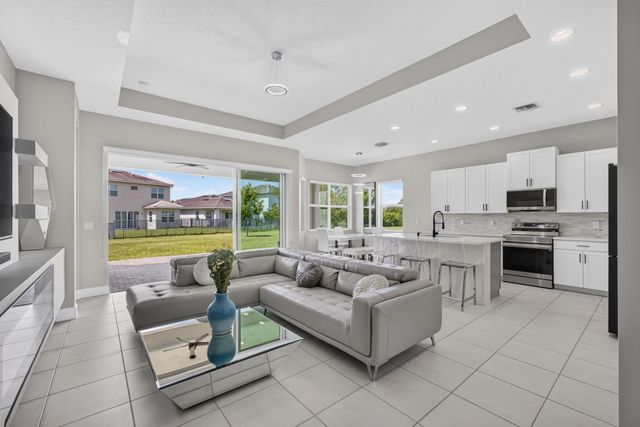 16293 Melogold Drive, The Acreage, FL 33470