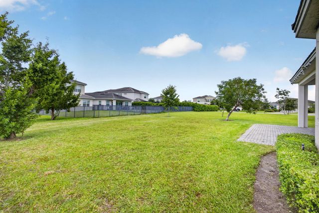 16293 Melogold Drive, The Acreage, FL 33470
