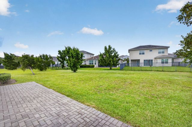 16293 Melogold Drive, The Acreage, FL 33470