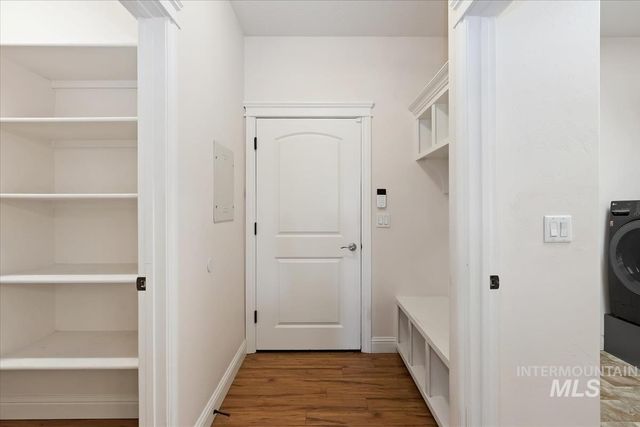 510 S Whisperwood Way, Boise, ID 83709