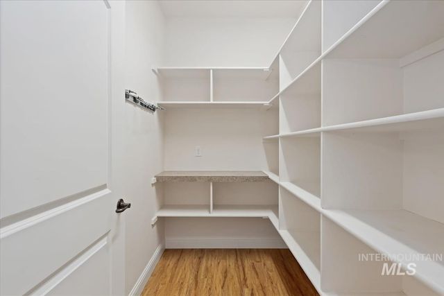 510 S Whisperwood Way, Boise, ID 83709