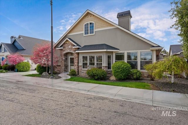 510 S Whisperwood Way, Boise, ID 83709