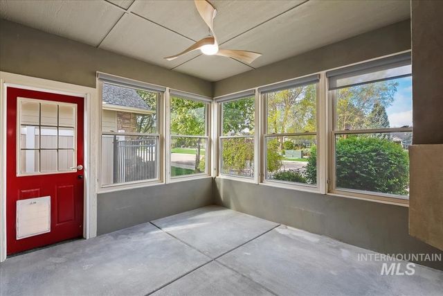 510 S Whisperwood Way, Boise, ID 83709