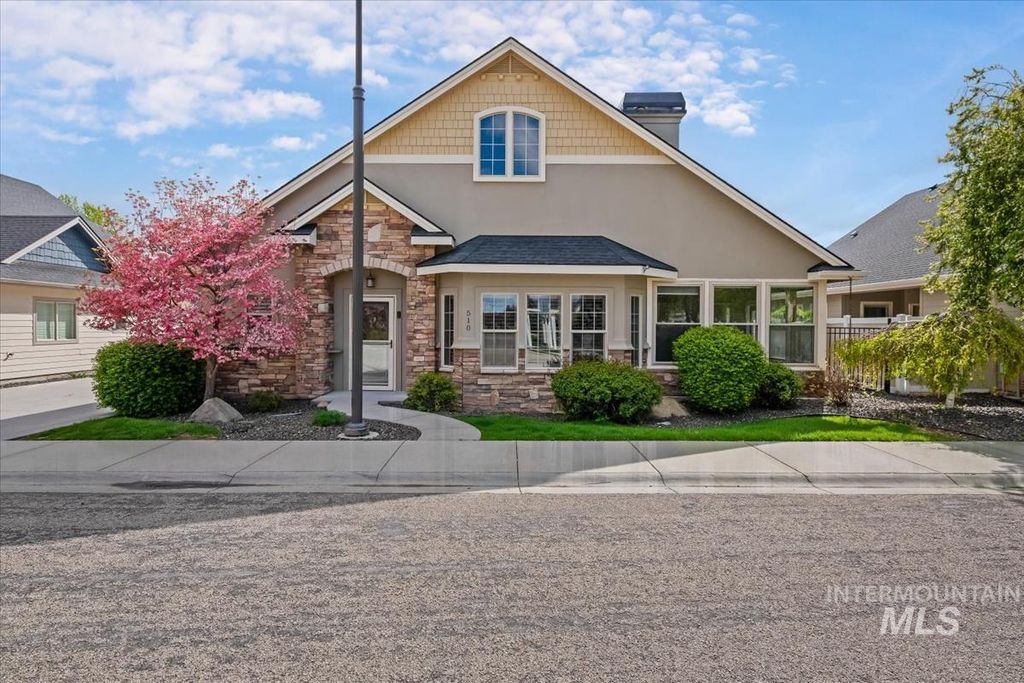 510 S Whisperwood Way, Boise, ID 83709