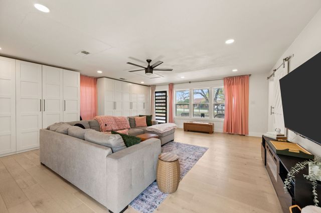 1524 Florence Place Court, Keller, TX 76262