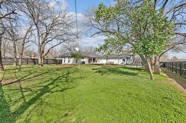 1524 Florence Place Court, Keller, TX 76262
