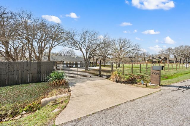 1524 Florence Place Court, Keller, TX 76262