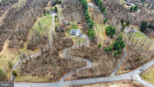 23 CLIFF SIDE LN, Wernersville, PA 19565