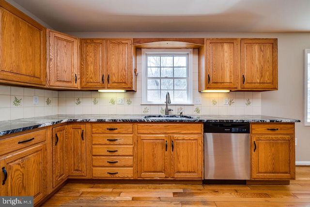 23 CLIFF SIDE LN, Wernersville, PA 19565