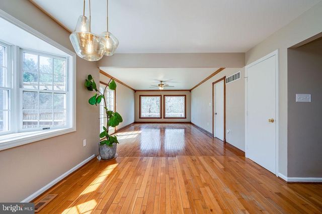 23 CLIFF SIDE LN, Wernersville, PA 19565