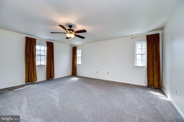 23 CLIFF SIDE LN, Wernersville, PA 19565