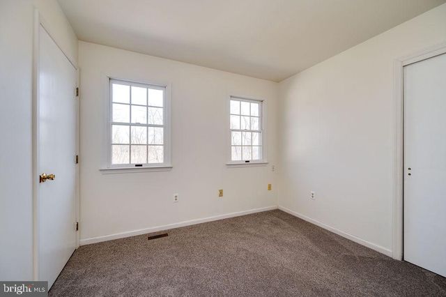 23 CLIFF SIDE LN, Wernersville, PA 19565