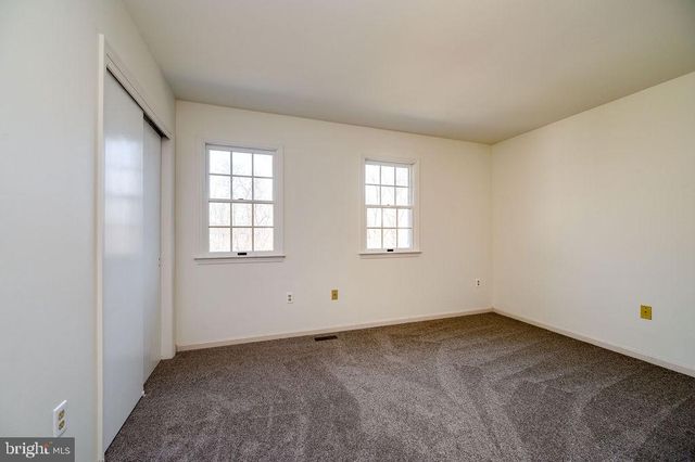 23 CLIFF SIDE LN, Wernersville, PA 19565