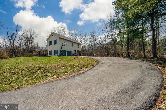 23 CLIFF SIDE LN, Wernersville, PA 19565