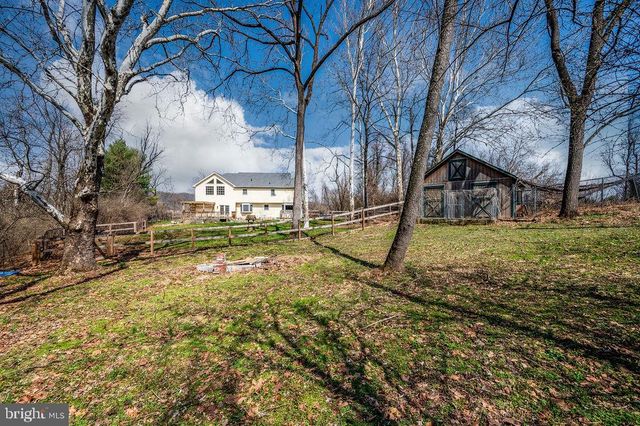 23 CLIFF SIDE LN, Wernersville, PA 19565